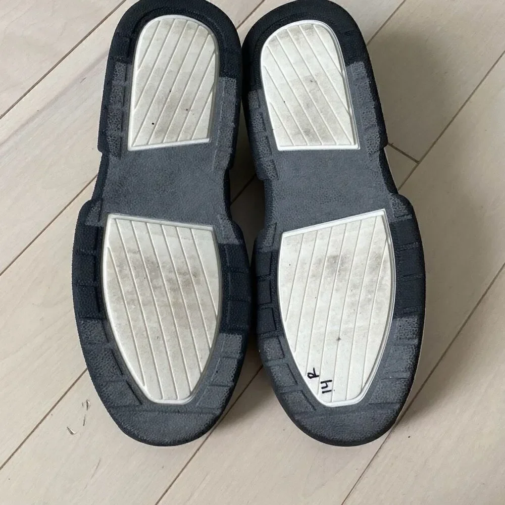 DKNY Knitted Slip-On Logo Stretch Fashion Sneaker Shoes Metallic Black Size 5